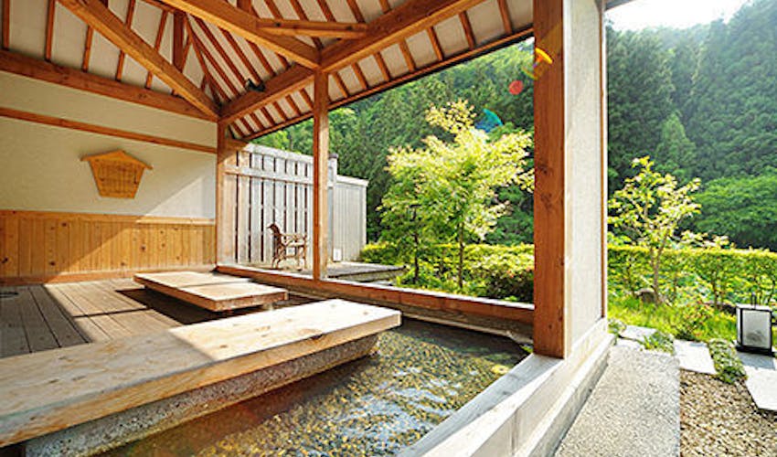 游 泉 志だて 泉 志だて 游