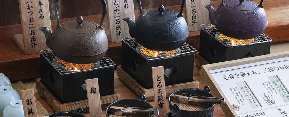 Bar dashi (menu berubah sesuai musim)