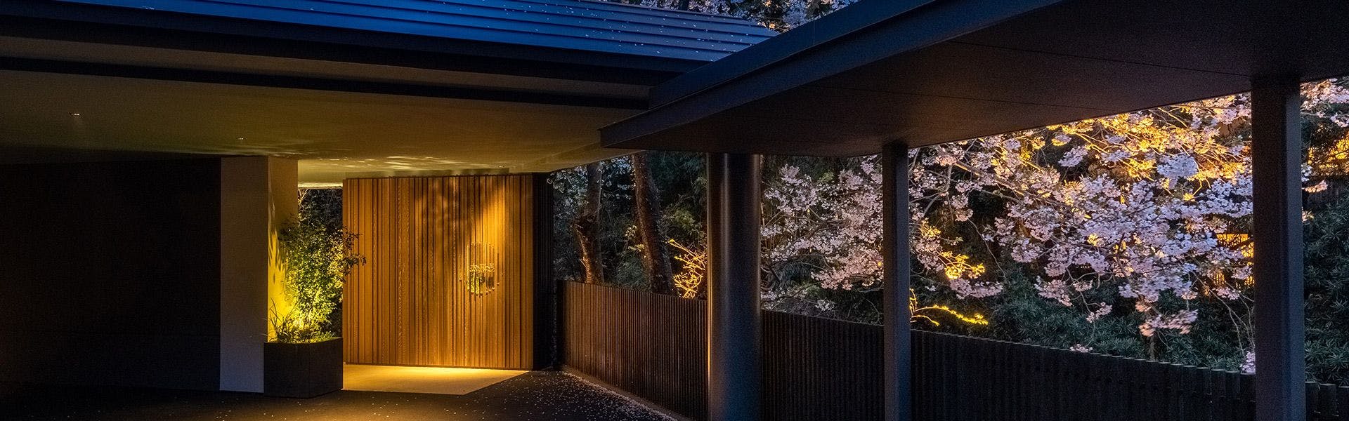木の間エントランス