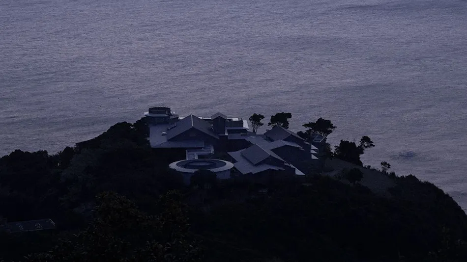 The Earth Inn: A Place to Watch the Storm