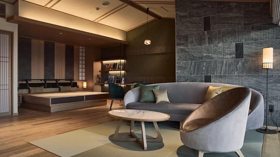 The Earth Inn: A Place to Watch the Storm