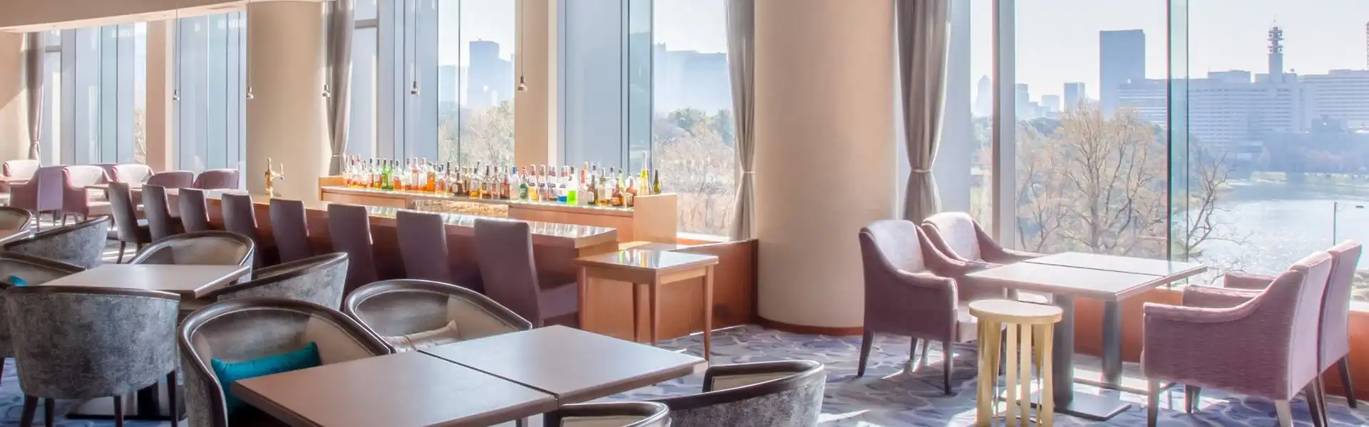 ラウンジ「ラ メール」