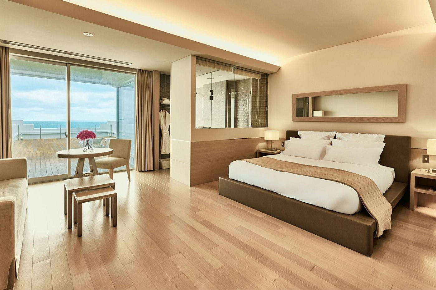 HOTEL GREGES