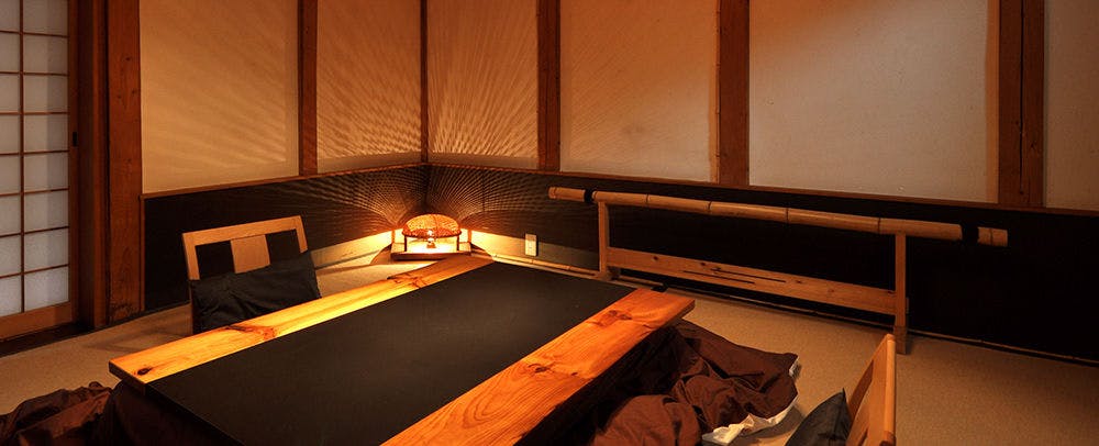 Island Inn of Moromi, "Mari"