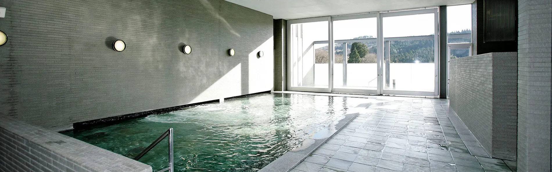 メナード青山リゾート