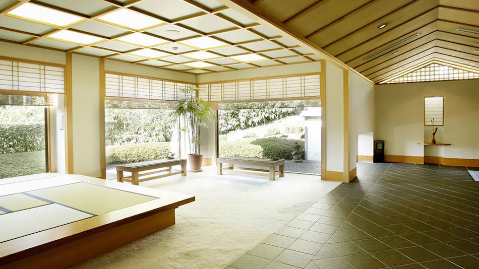 Menard Aoyama Resort