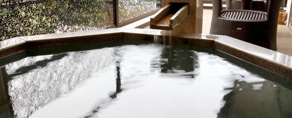 Tingkat Teratas - Bilik Khas dengan Onsen Luaran - Rokka