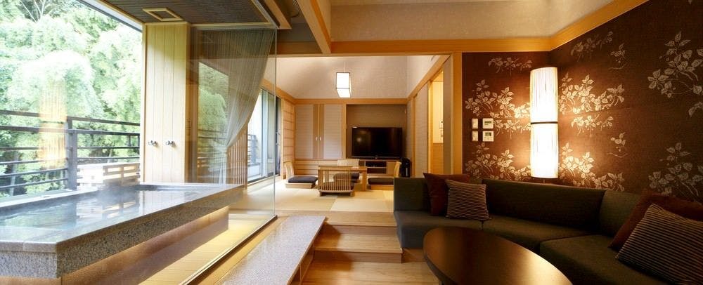 Tingkat Teratas - Bilik Khas dengan Onsen Luaran - Rokka