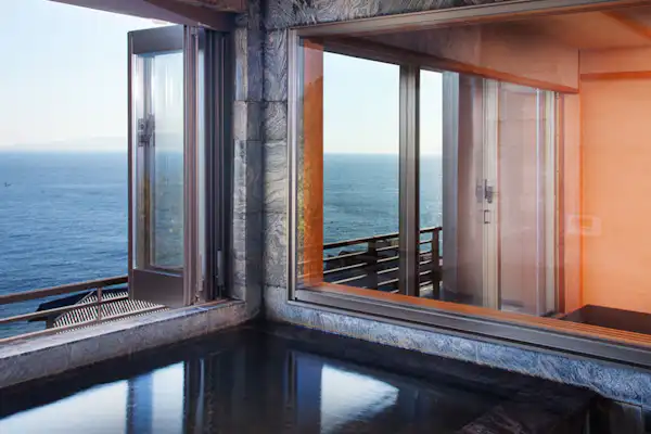 น้ำพุร้อน