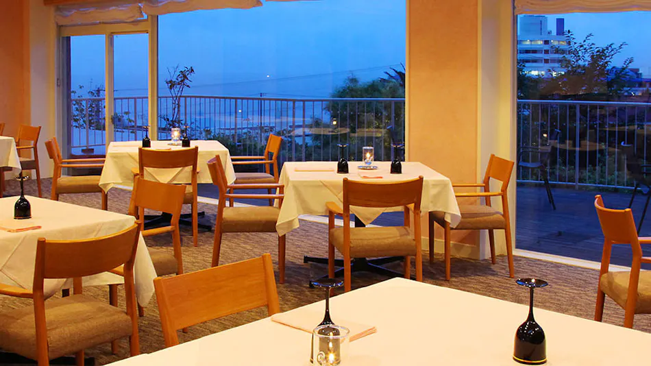 Auberge South Terrace