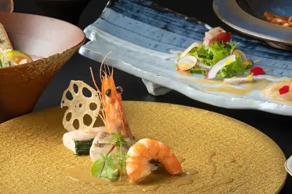 อาหารและเครื่องดื่ม