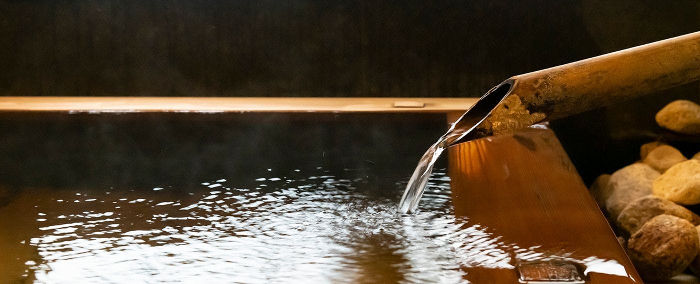 อิวาอิ น้ำพุร้อน