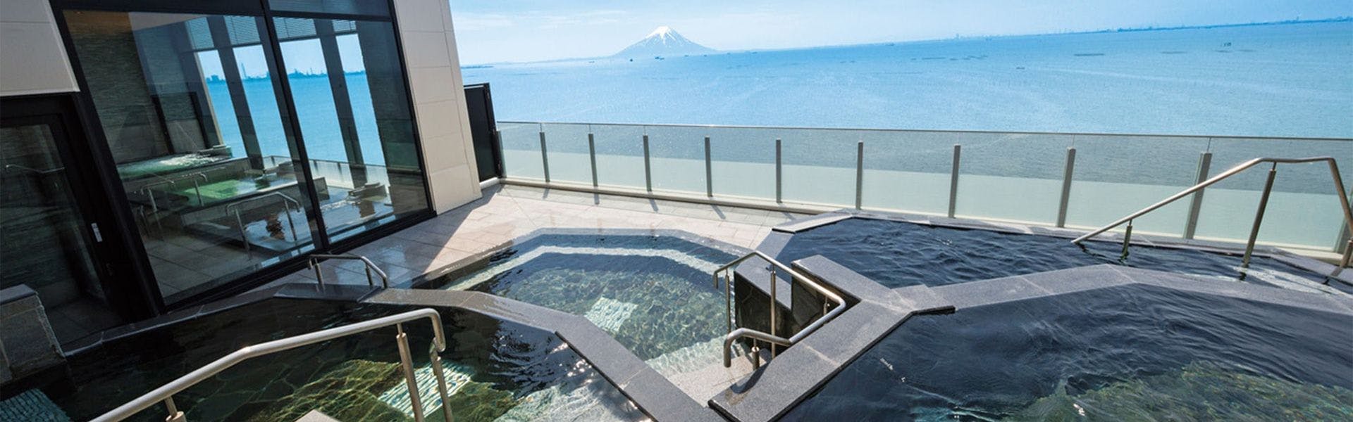 Ryugujo Spa Hotel Mikazuki Fujimitei