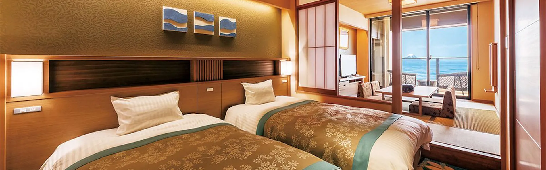 龍宮城スパ・ホテル三日月 富士見亭