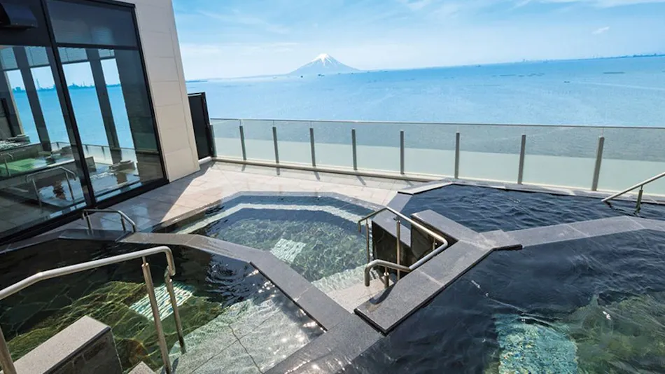 Ryugujo Spa Hotel Mikazuki Fujimitei