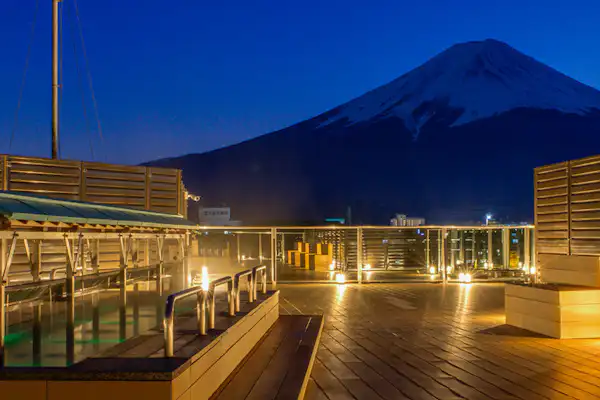 แช่เท้า