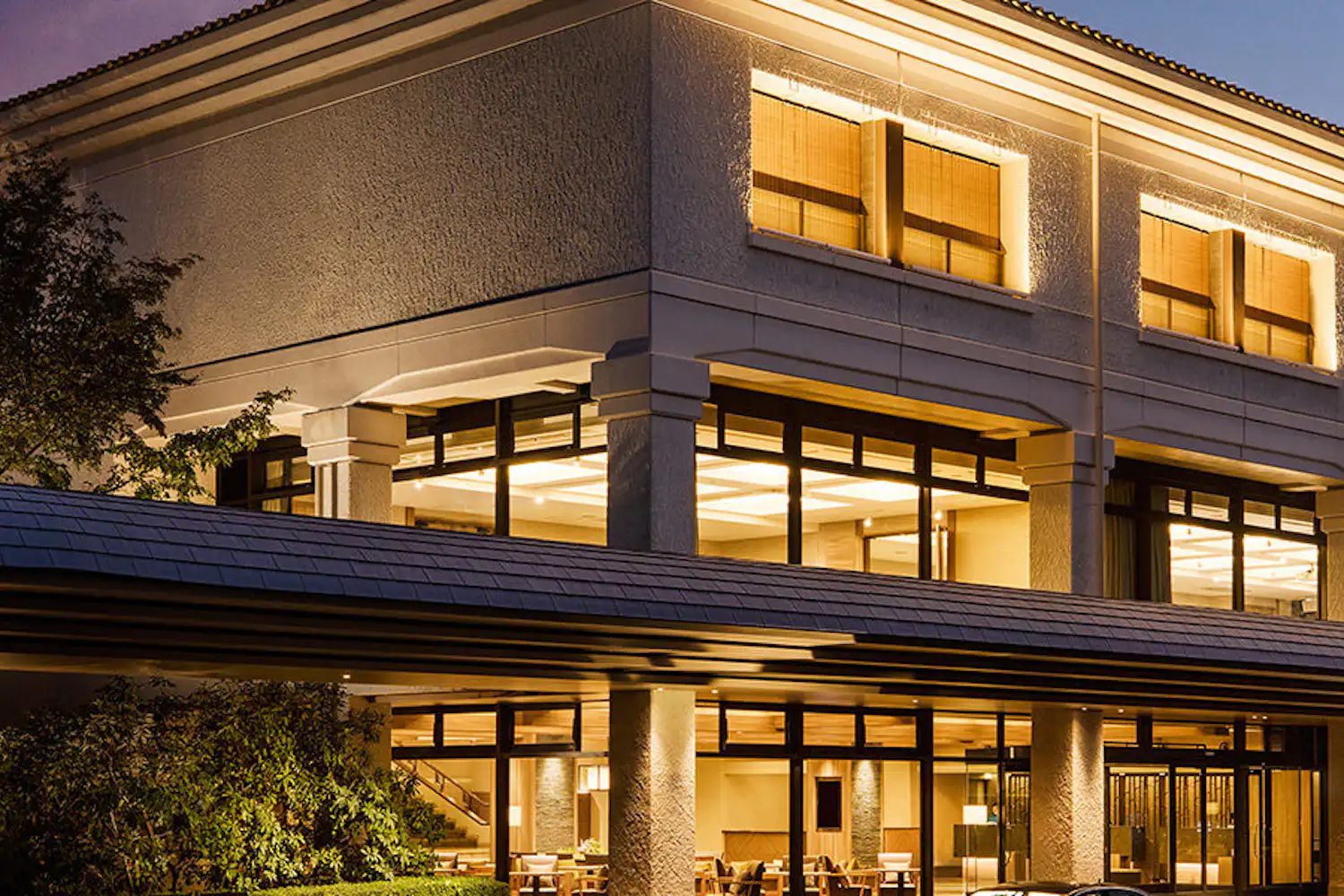 ภายนอก (กลางคืน)