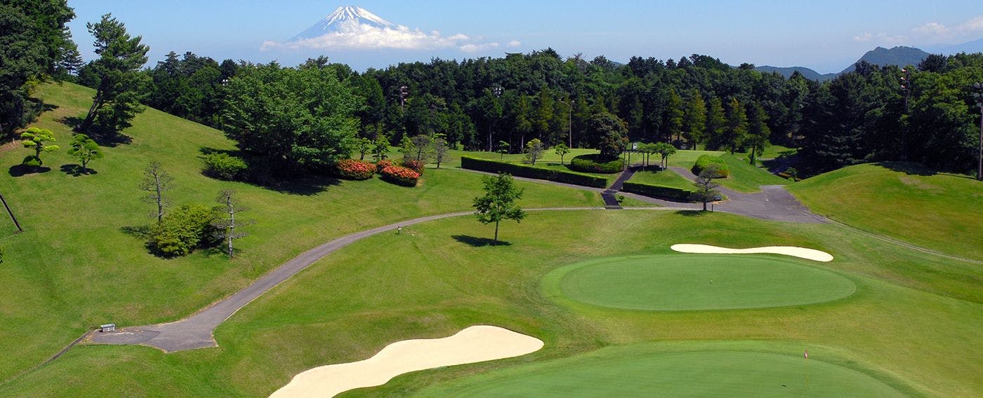 สนามกอล์ฟ