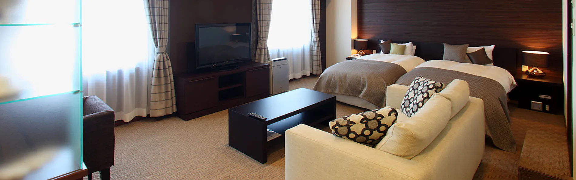 ホテルニューオータニ高岡