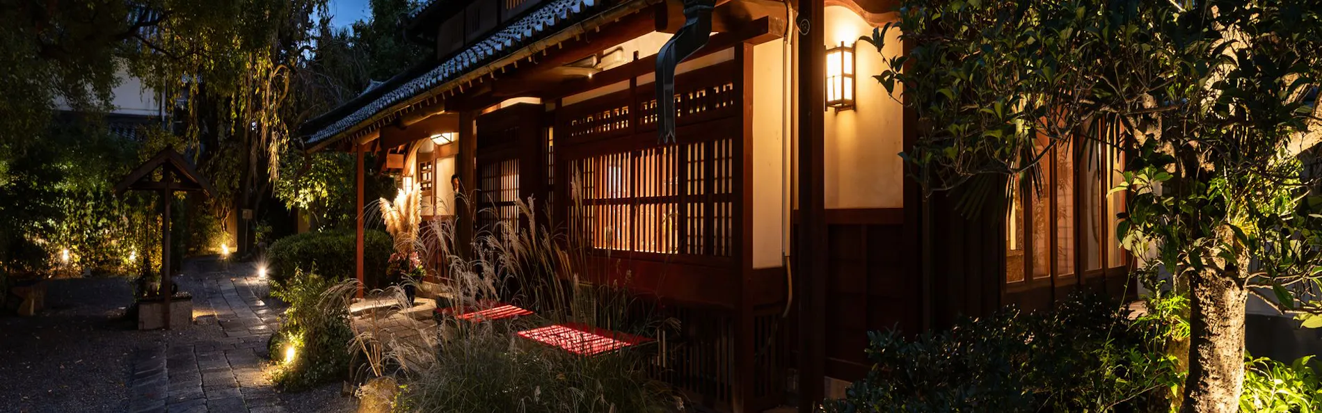 1日2組の古民家ホテル うぶすなの郷TOMIMOTO