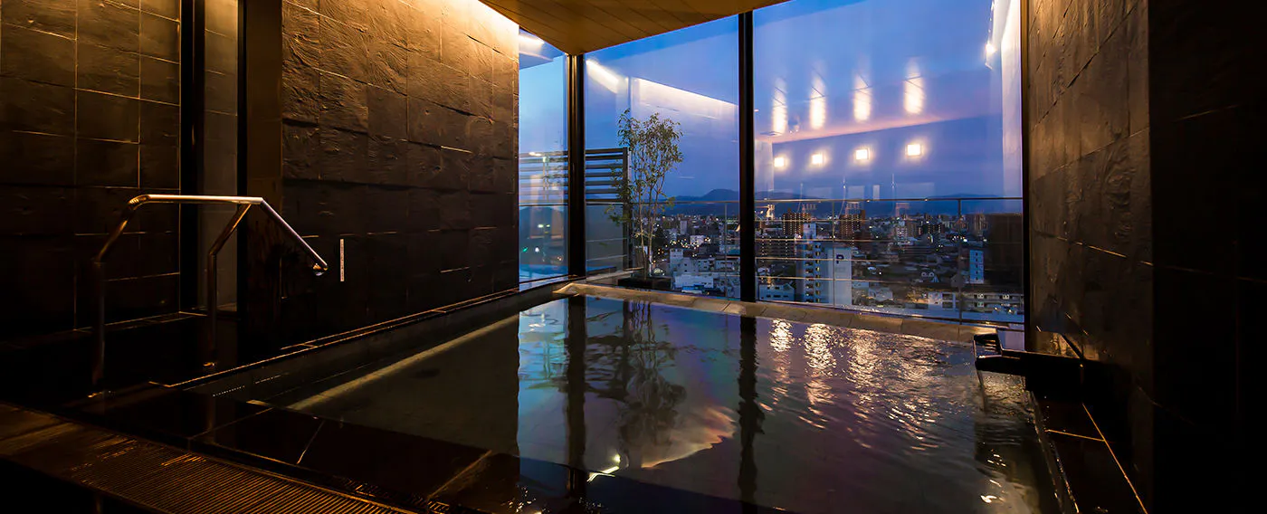 ห้องอาบน้ำสาธารณะพร้อมวิว