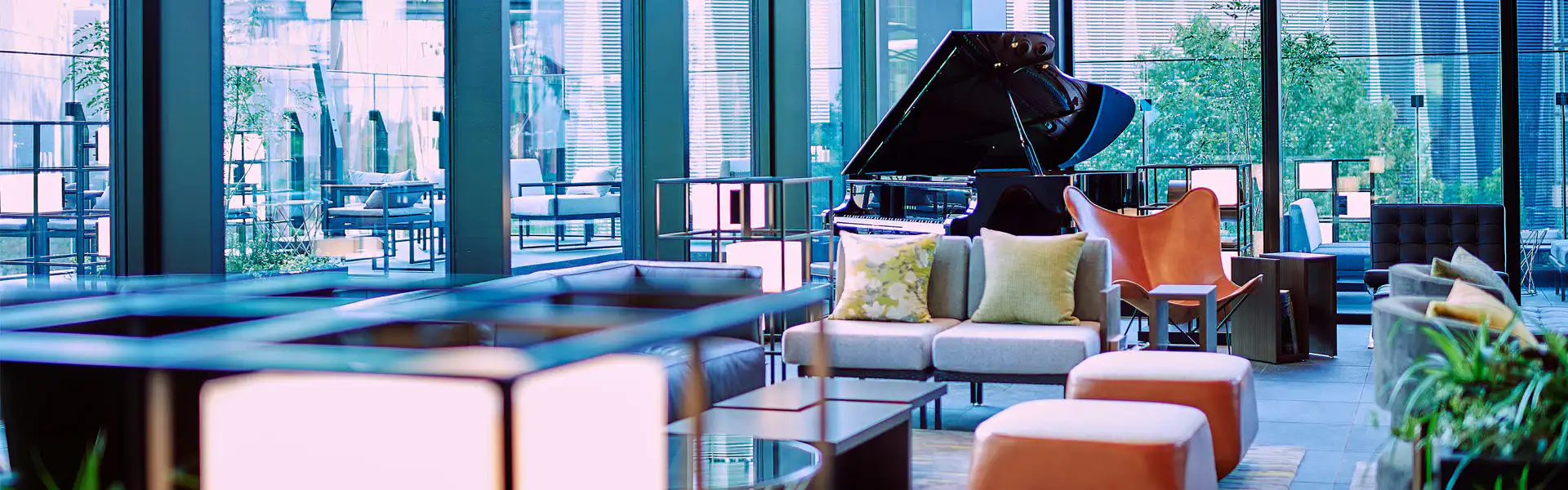 ロビーラウンジ