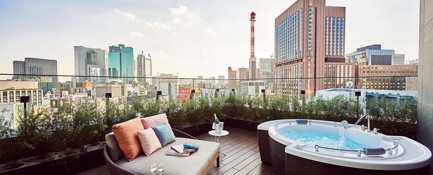 ภายนอกอาคาร