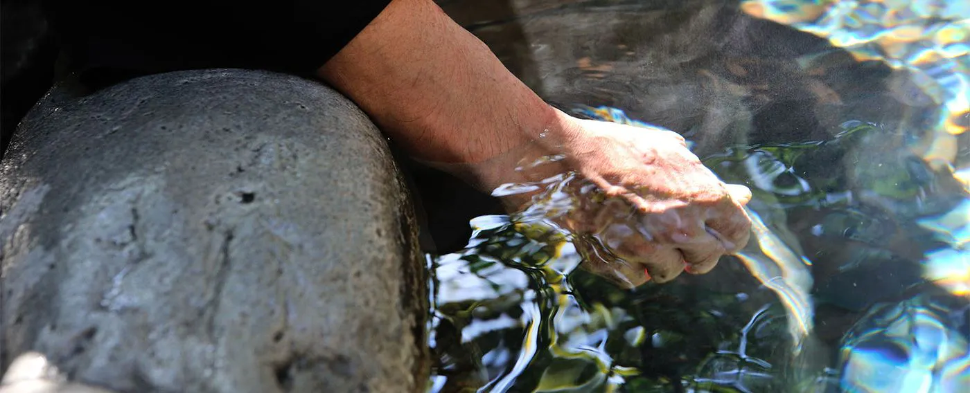 湯守が丁寧に見守る源泉掛け流し温泉
