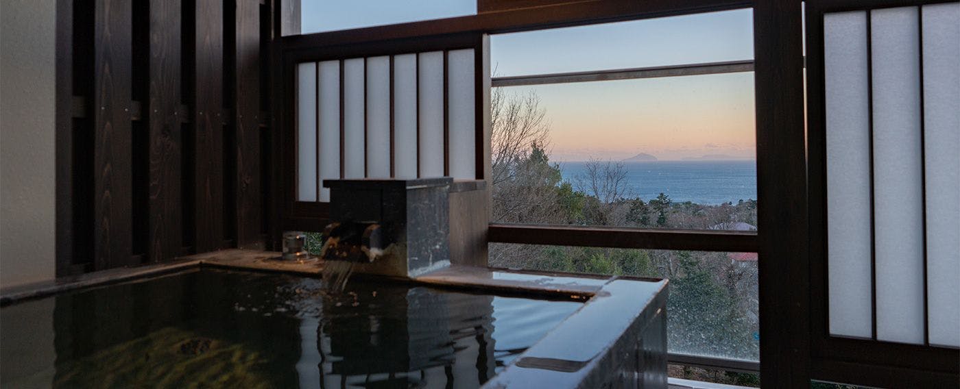 湯守が丁寧に見守る源泉掛け流し温泉