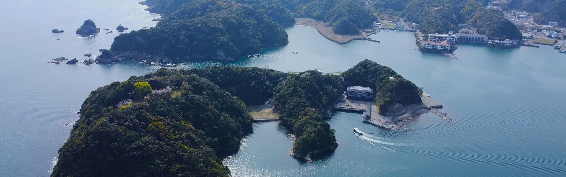 碧き島の宿　熊野別邸　中の島