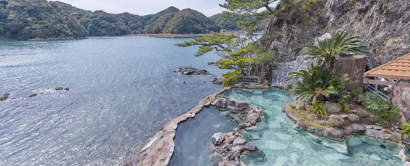 น้ำพุร้อน・อ่างอาบน้ำ