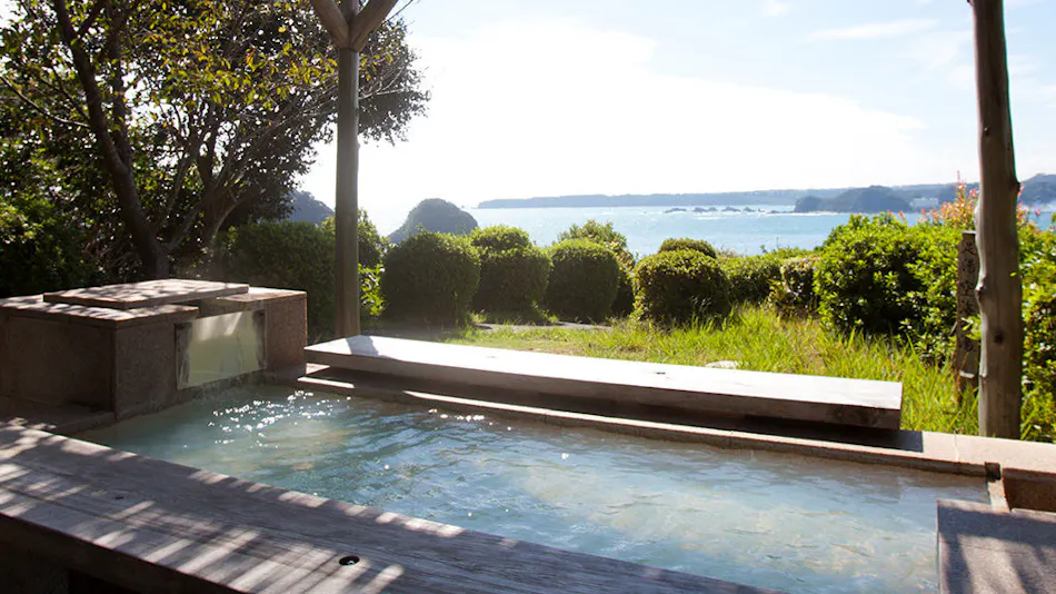 Aoki Shima no Yado Kumano Bettei Nakanoshima