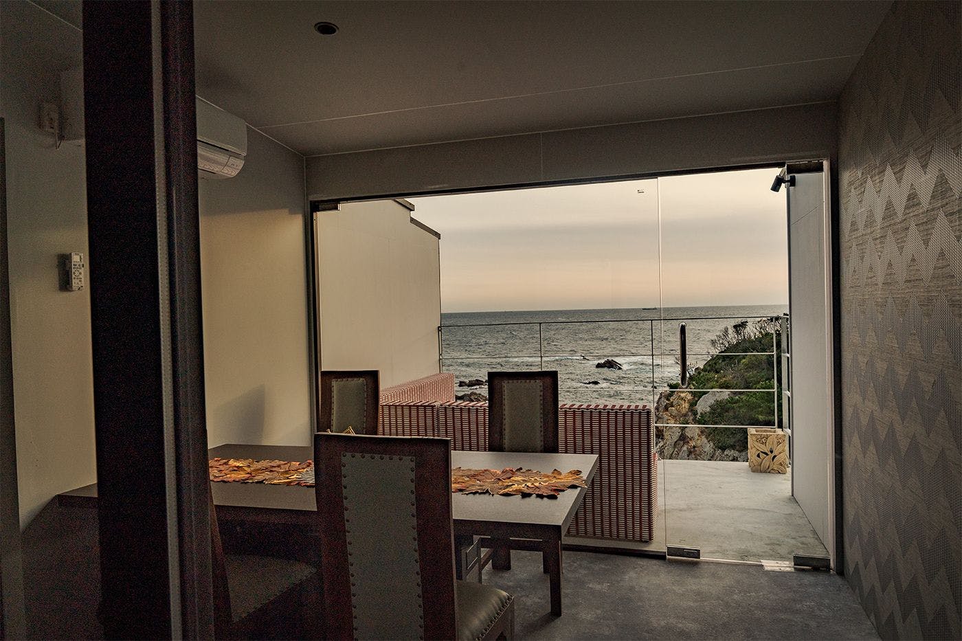 Ocean View and Guinness Certified Inn: All Rooms with Private Open-Air Bath - XYZ Speciale