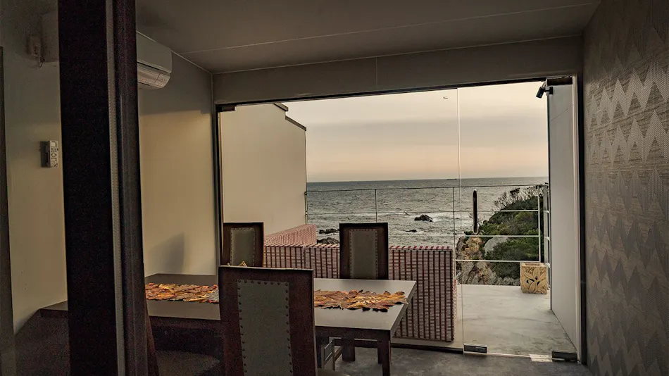 Ocean View and Guinness Certified Inn: All Rooms with Private Open-Air Bath - XYZ Speciale