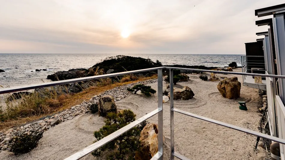 Ocean View and Guinness Certified Inn: All Rooms with Private Open-Air Bath - XYZ Speciale