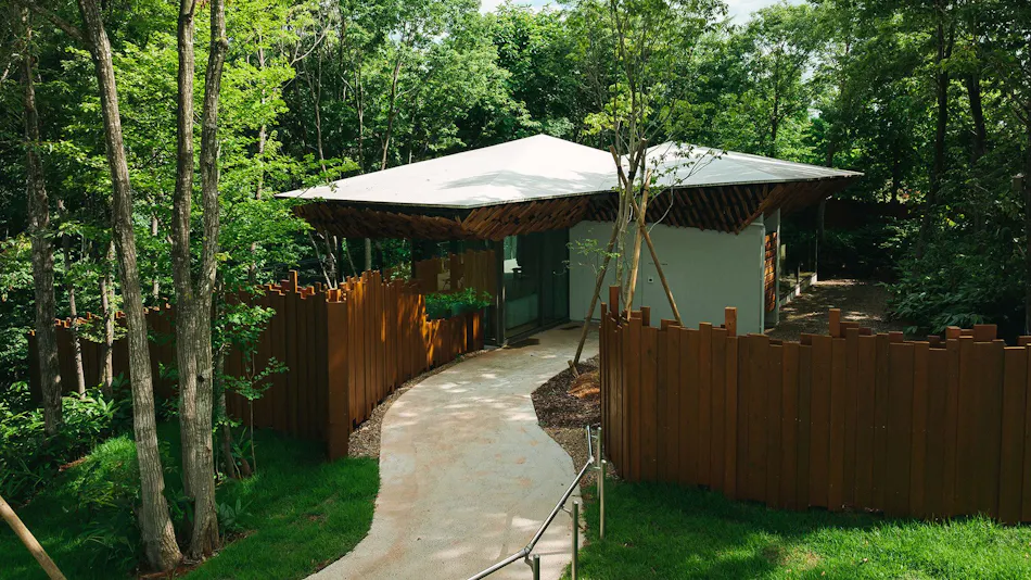 Snow Peak FIELD SUITE SPA HEADQUARTERS