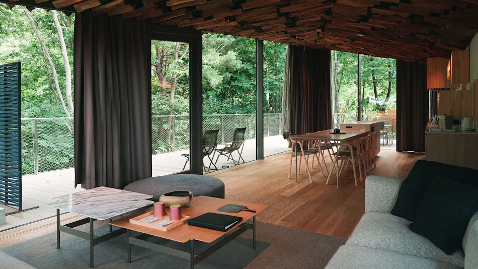 Snow Peak FIELD SUITE SPA HEADQUARTERS