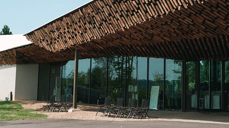 Snow Peak FIELD SUITE SPA HEADQUARTERS