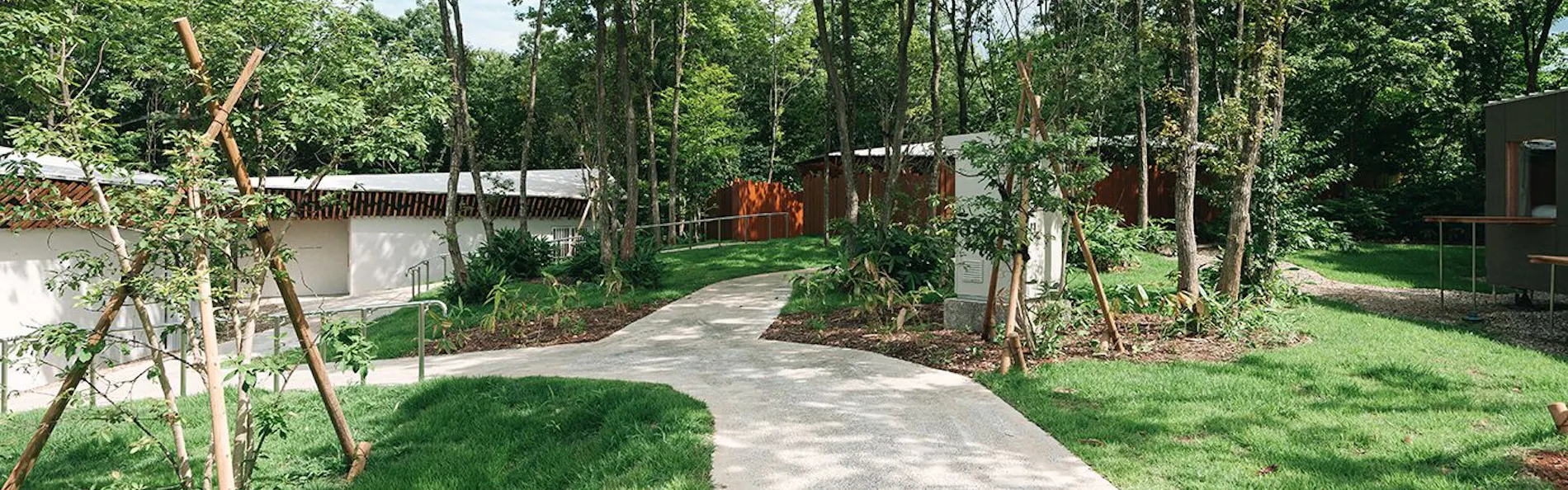Snow Peak FIELD SUITE SPA HEADQUARTERS
