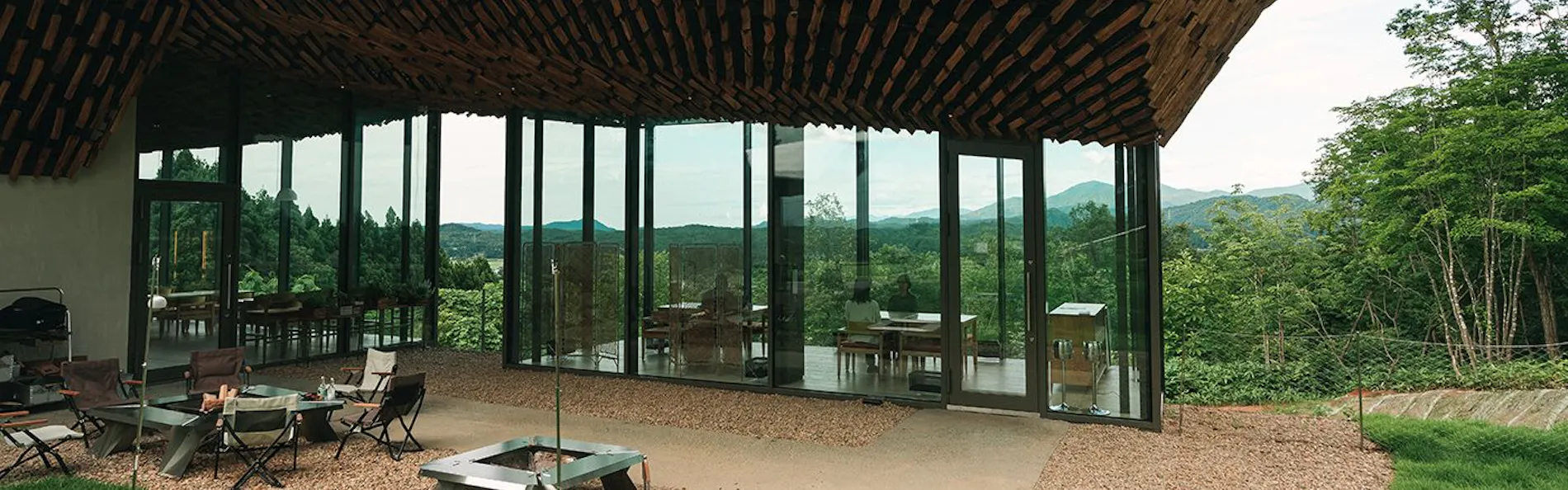 Snow Peak FIELD SUITE SPA HEADQUARTERS