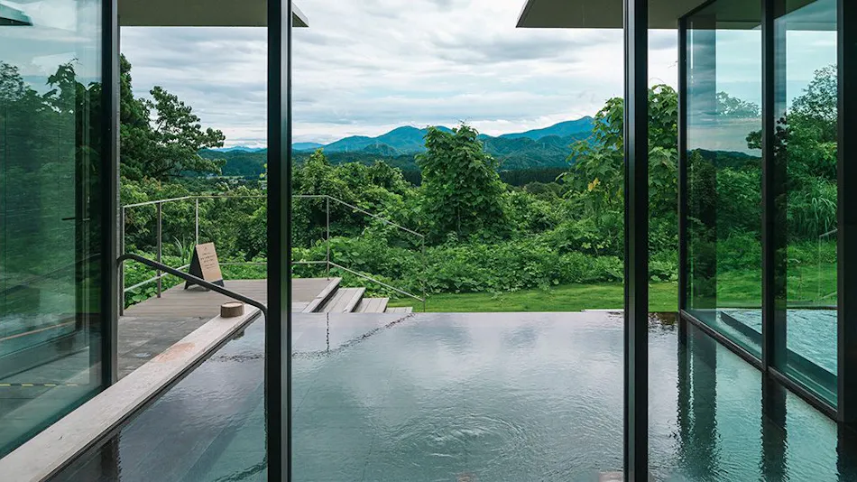 Snow Peak FIELD SUITE SPA HEADQUARTERS