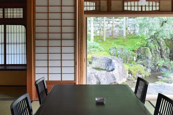 Kamar bergaya Jepang