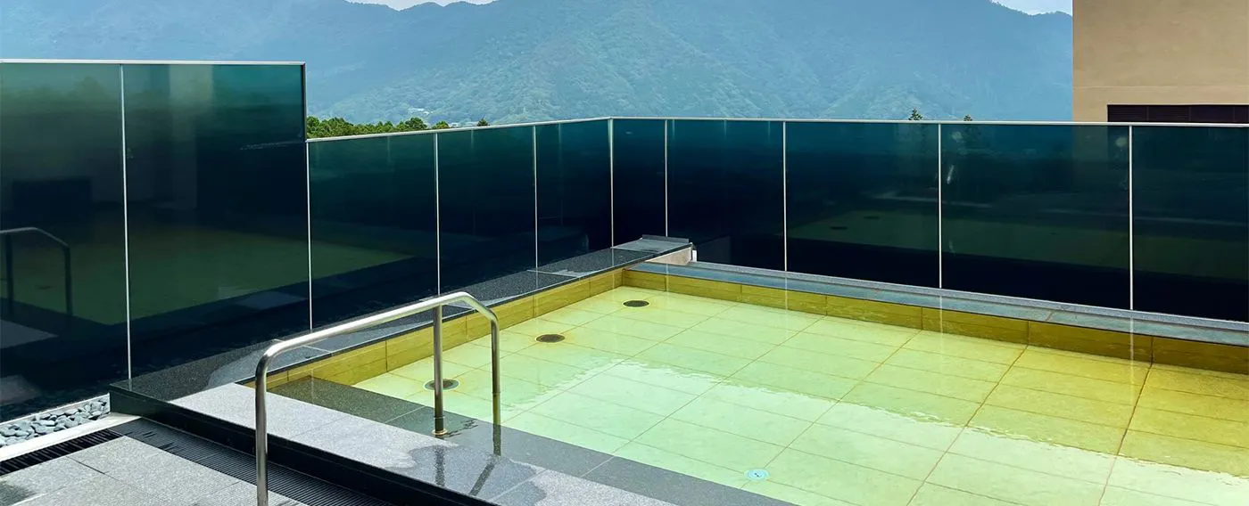 Bilik mandi awam besar