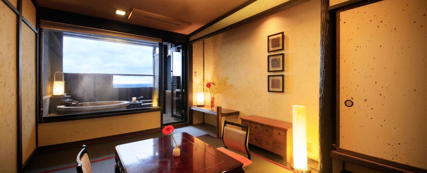 温泉露天風呂付和室（30平米・定員3名・禁煙）