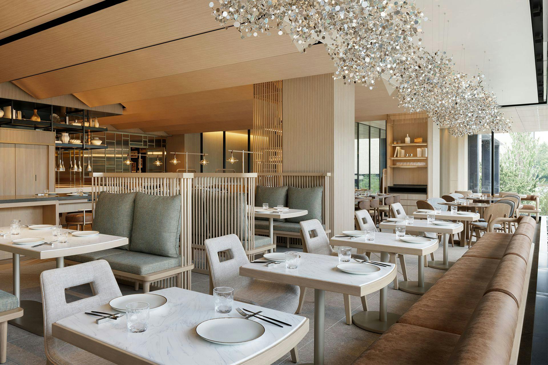 ห้องอาหารเปิดบริการตลอดวัน "Substance"