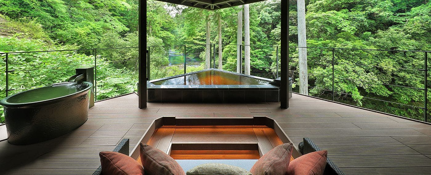 บ่อน้ำพุร้อนกลางแจ้ง