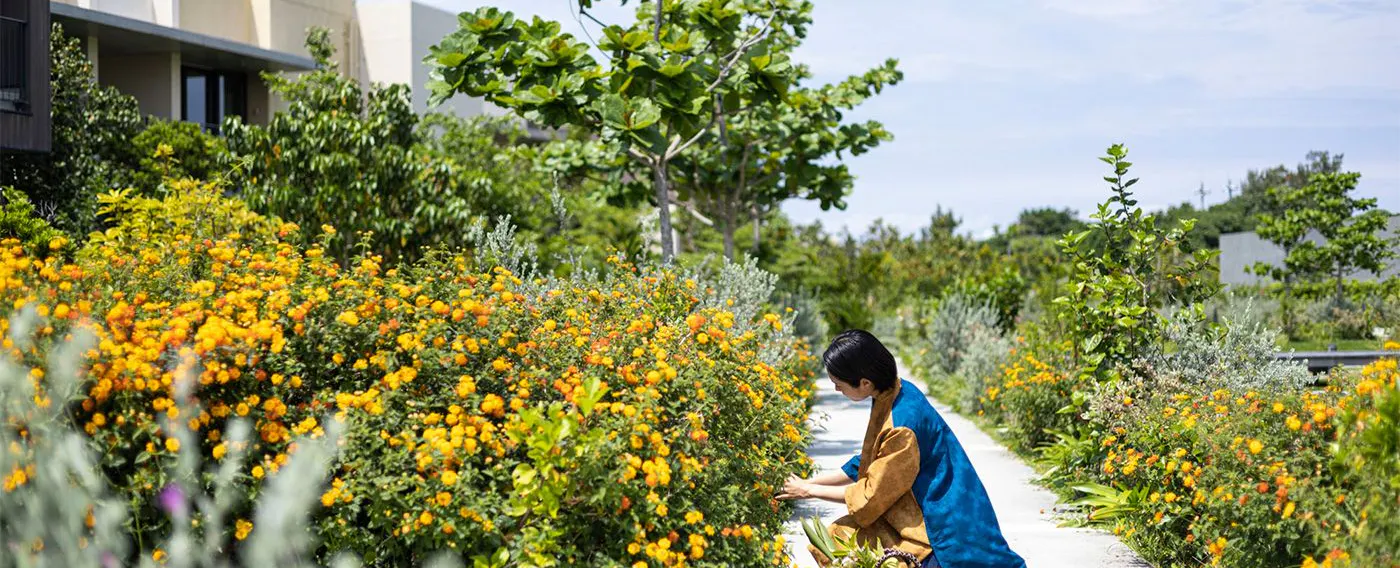 グスクに包まれ沖縄の自然と過ごす