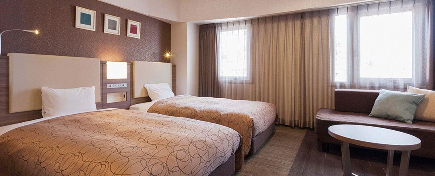 Deluxe (Hollywood Twin)