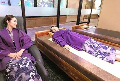 ซาวน่าหินร้อน