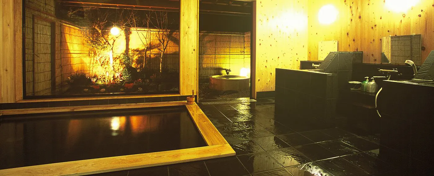 น้ำพุร้อน_อ่างอาบน้ำในร่ม